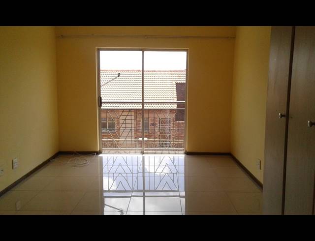 2 BEDROOM APARTMENT SOLD IN WONDERPARK ESTATE